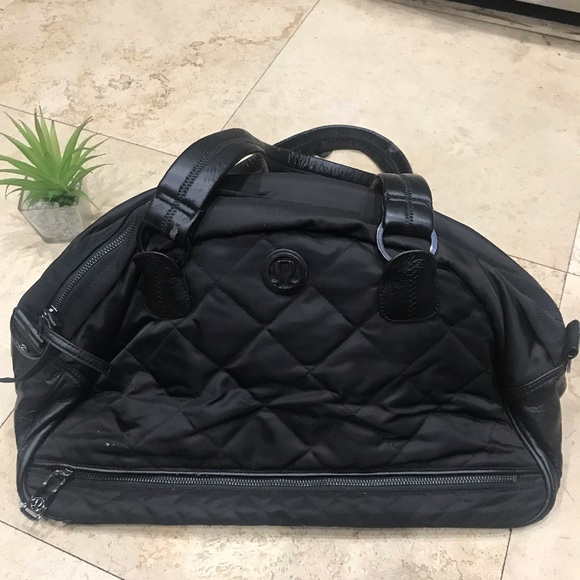 lululemon athletica Handbags - Lululemon gym bag